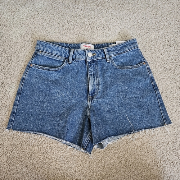 Wrangler High Rise Vintange 4" Shorts 8/29 - Picture 1 of 7
